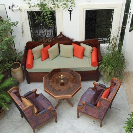 Hotel El Patio Courtyard House Túnez Exterior foto