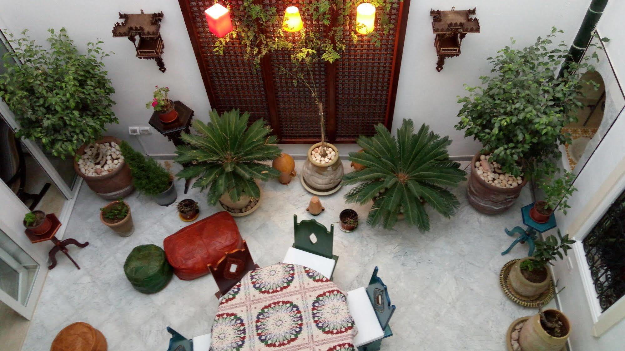 Hotel El Patio Courtyard House Túnez Exterior foto