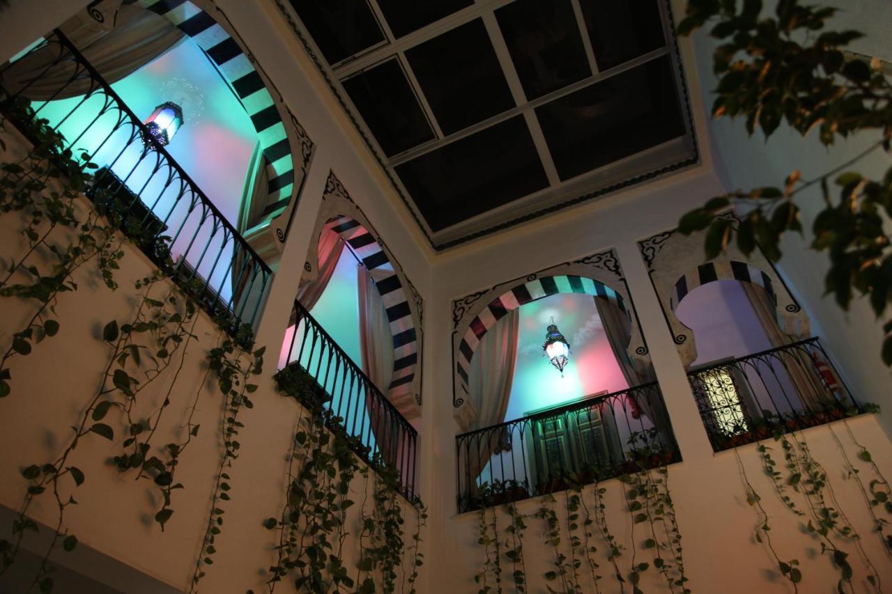 Hotel El Patio Courtyard House Túnez Exterior foto